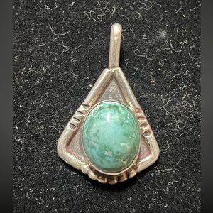 925 STERLING Silver and Turquoise Pendant VINTAGE OLDIE